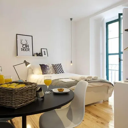 Urban Chic Chiado Center Apartment *